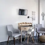 Yasemi Studio 1